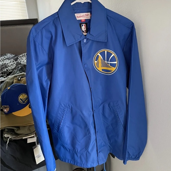 COPY - Warriors Coach Jacket with Warriors New Era Snapback - Picture 1 of 3